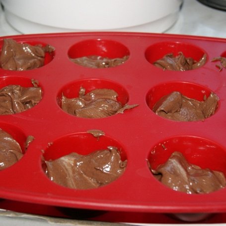 Krok 3 - Mocno czekoladowe muffiny foto