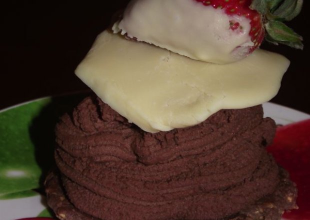 Fotografia przedstawiająca Mocno czekoladowy deserek