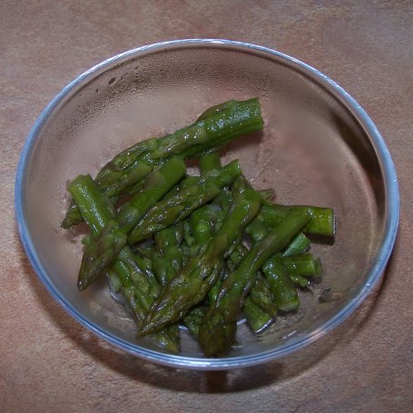 Krok 7 - Mój debiut warzywny, czyli krem z zielonych szparagów :) foto