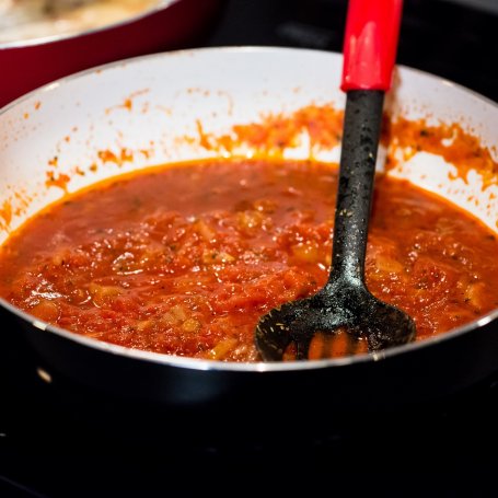 Krok 1 - Mój przepis na…: Klopsiki z indyka w sosie pomidorowym, odc. 7 foto
