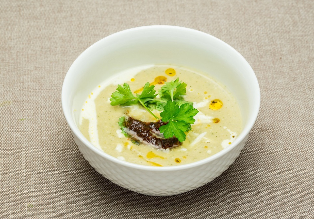 Mój przepis na…: Zupa krem z pieczonej pietruszki z owczym serem, odc. 23 foto