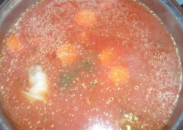Fotografia przedstawiająca Moja ulubiona zupka :-) czyli pomidorowa z ryżem!