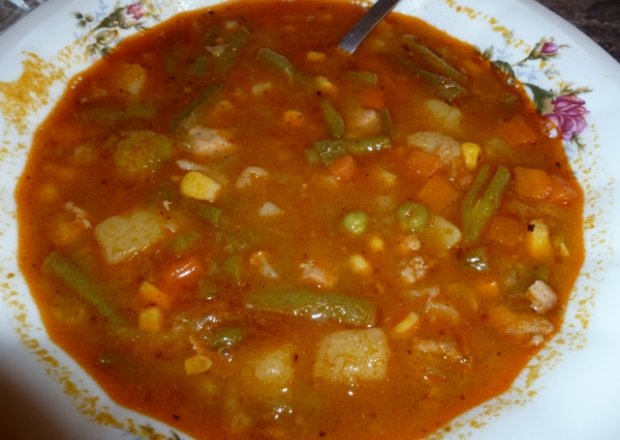 Fotografia przedstawiająca Moja węgierska zupa gulaszowa