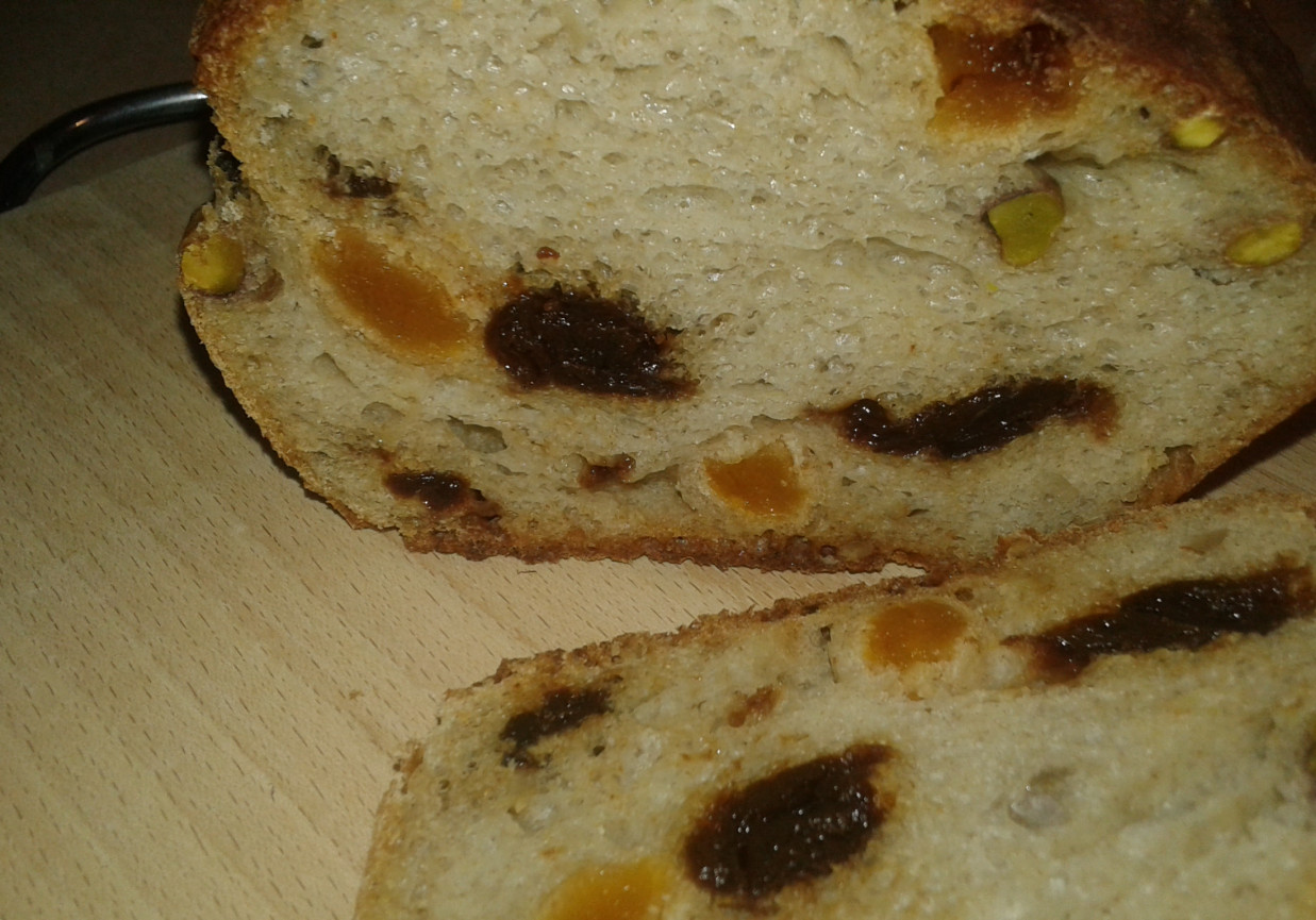 Morelowo - wiśniowy chlebek na mące chlebowej foto
