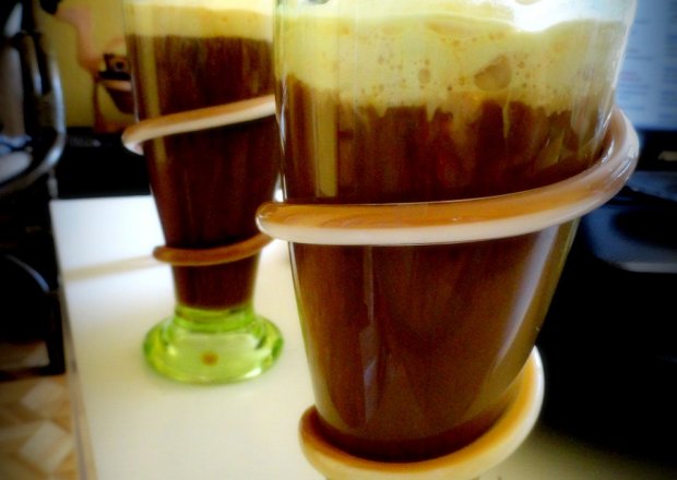 Fotografia przedstawiająca Mrożona kawa migdałowa