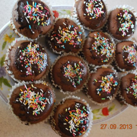 Krok 10 - Muffinki czekoladowe z budyniem foto