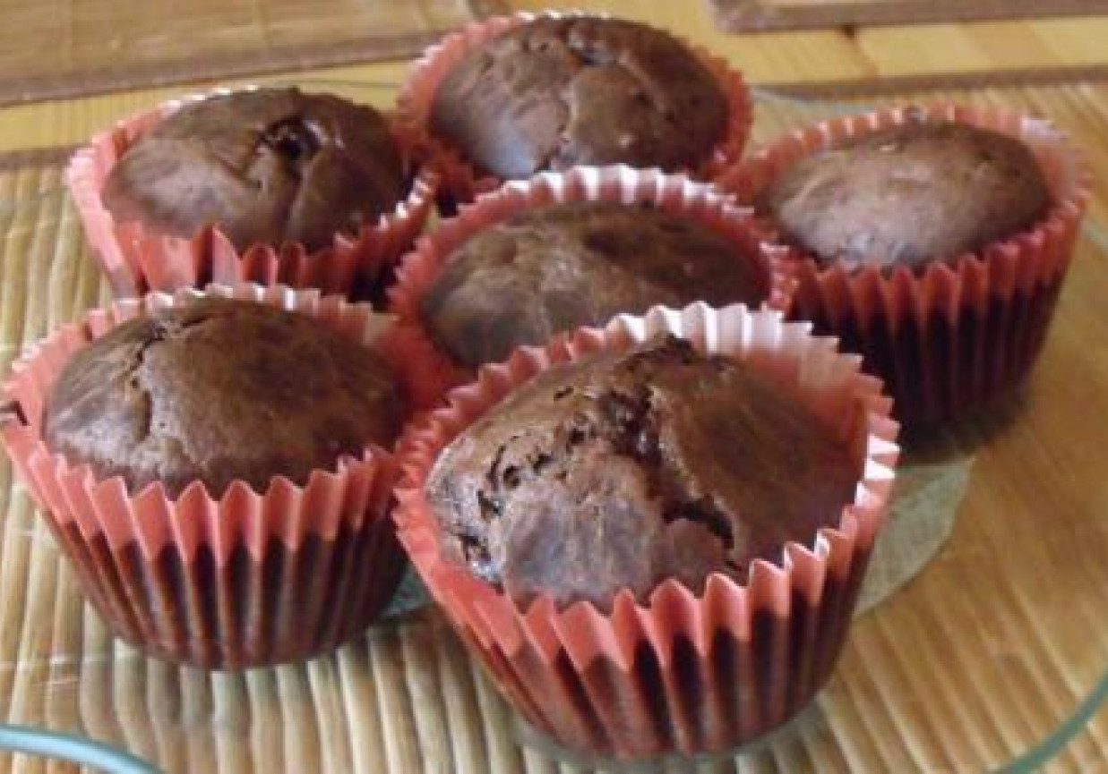 Muffinki czekoladowe z chili foto