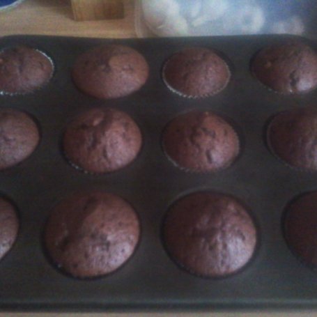 Krok 2 - Muffinki czekoladowe z migdałami . foto