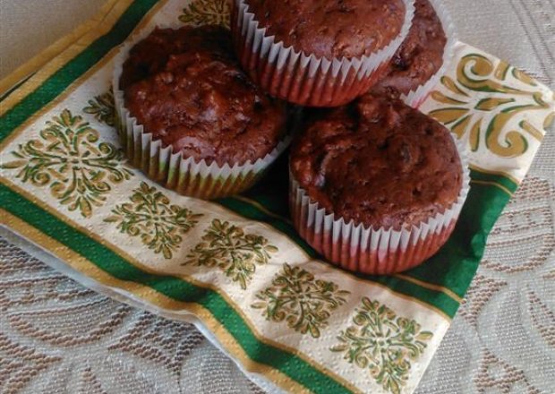 Fotografia przedstawiająca Muffinki czekoladowe z orzechami