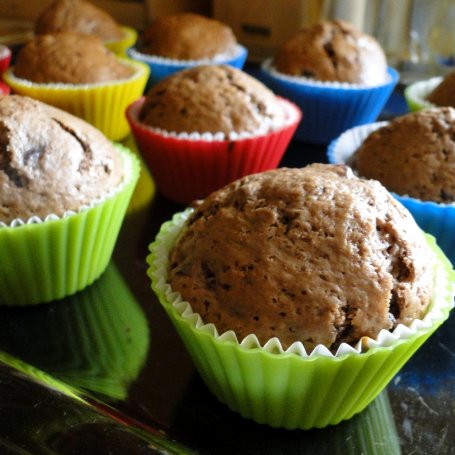 Krok 5 - Muffinki czekoladowe z wiśniami foto