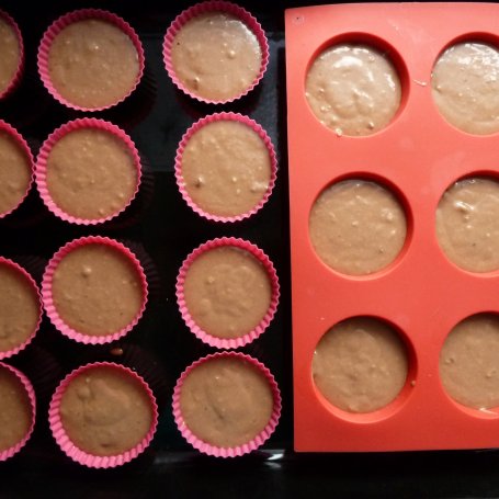 Krok 4 - Muffinki czekoladowe foto
