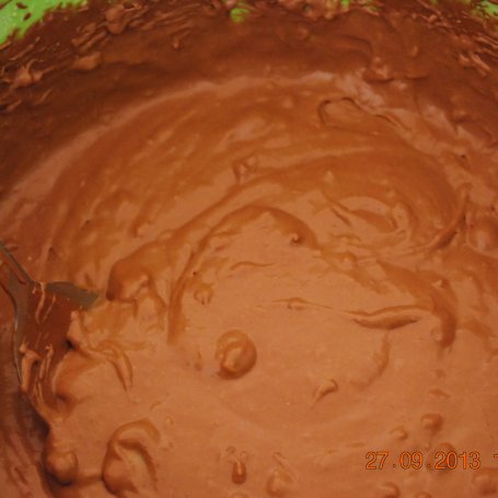 Krok 4 - Muffinki czekoladowo - bananowe foto