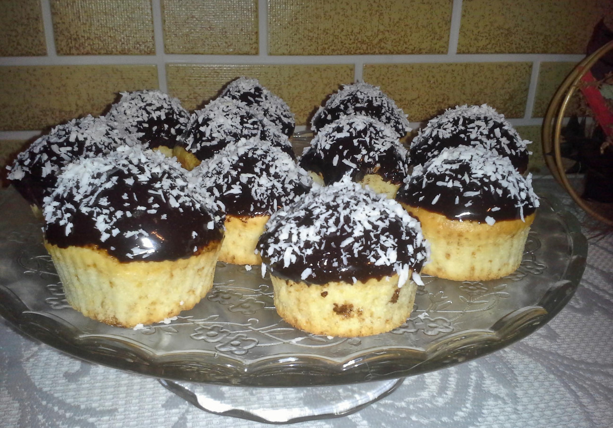 Muffinki czekoladowo- kokosowe foto