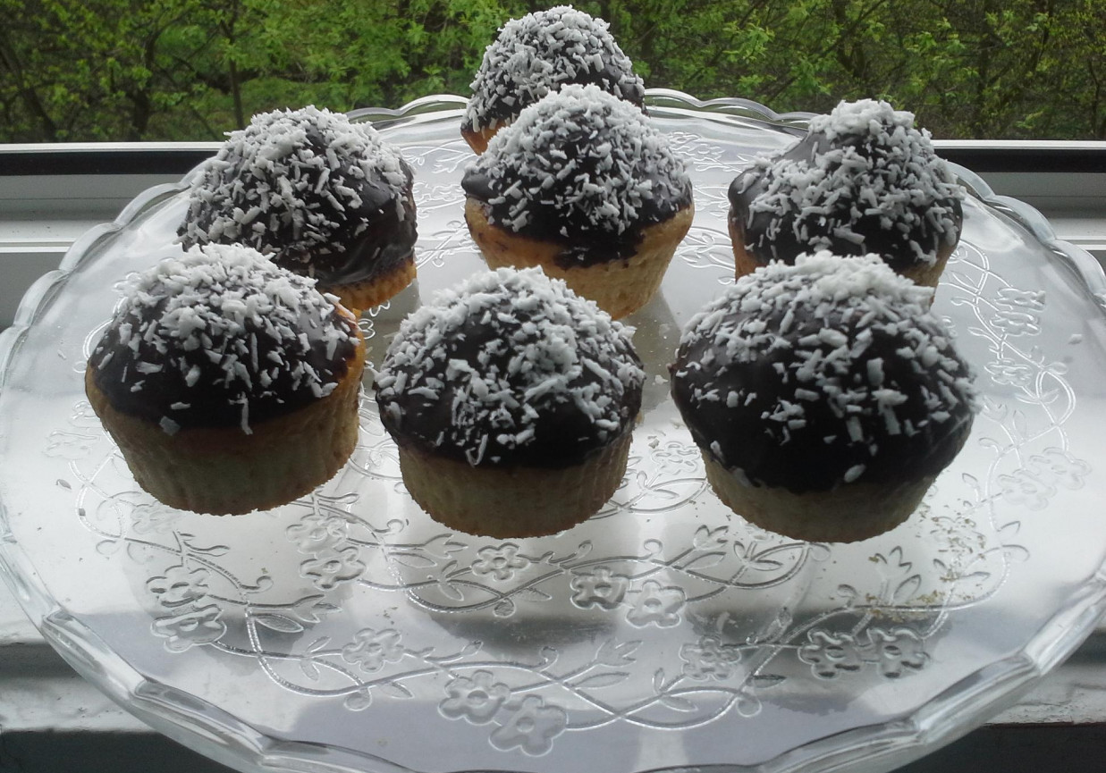 Muffinki czekoladowo- kokosowe foto