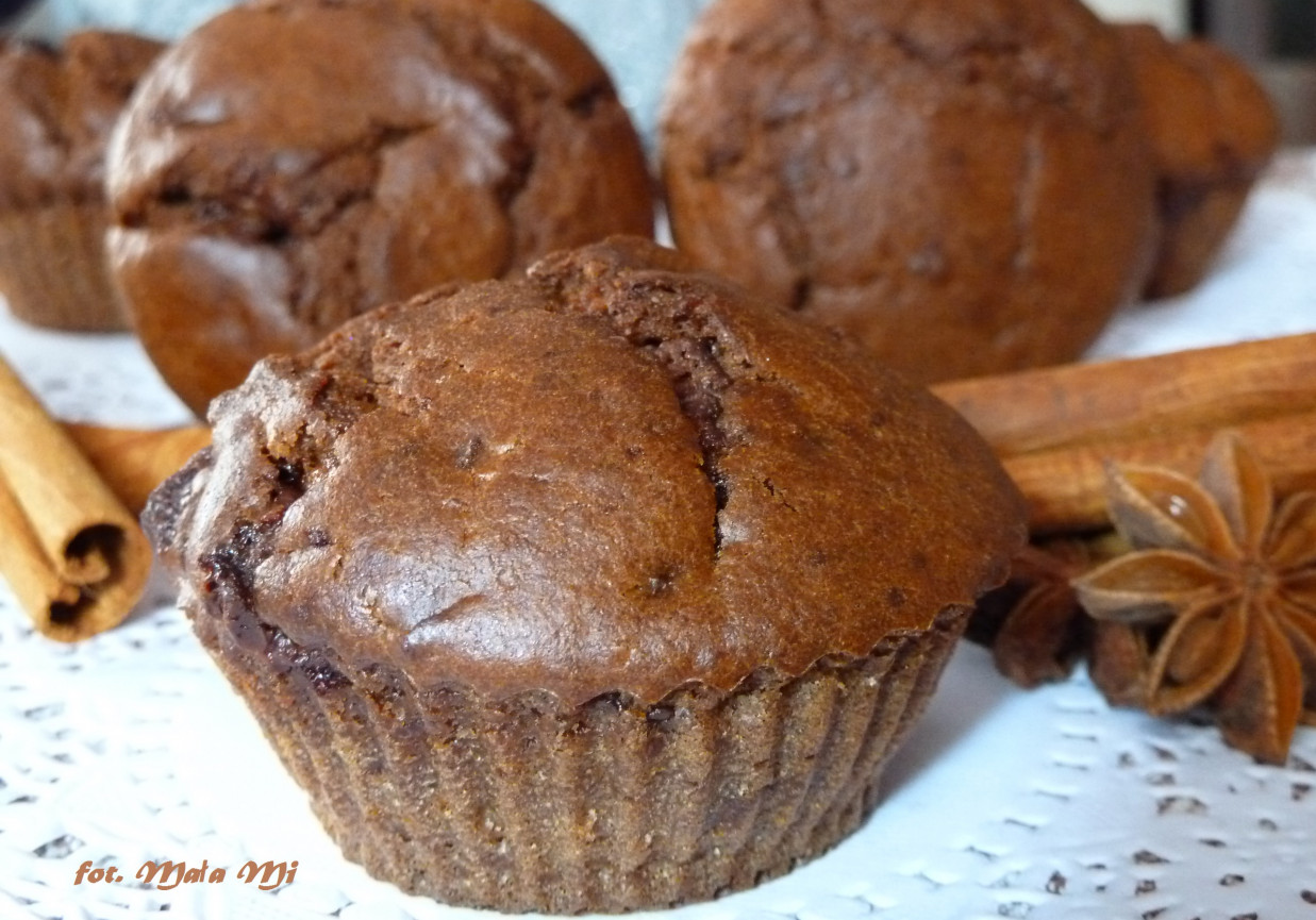 Muffinki czekoladowo-piernikowe z nutą chili foto