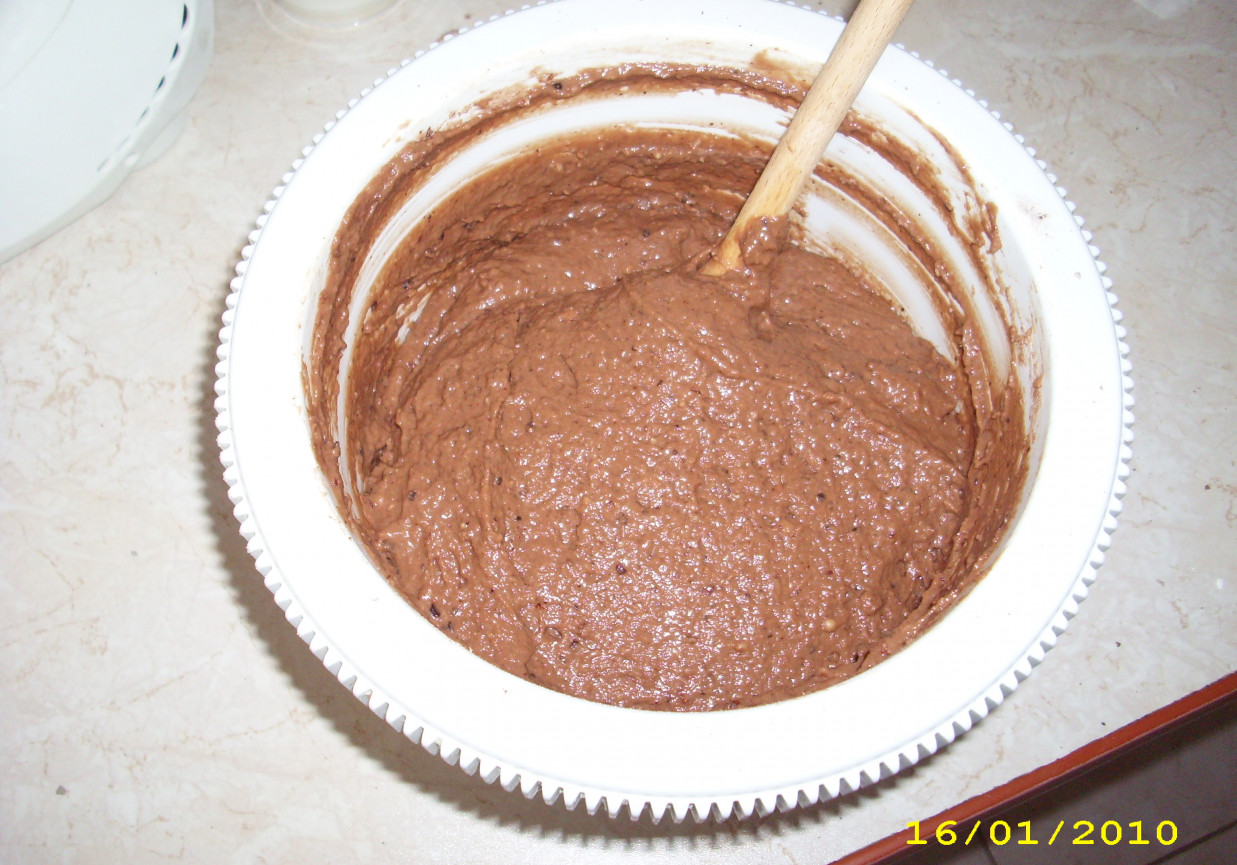 muffinki czekoladowo-orzechowe foto