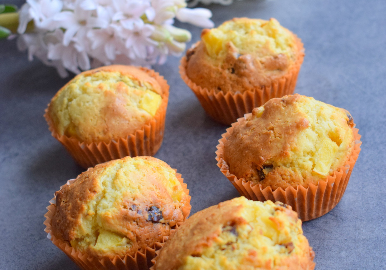 Muffinki daktylowe z mango foto