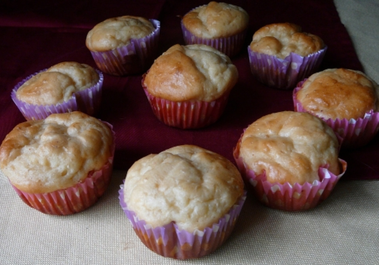 Muffinki drożdżowe na słodko foto