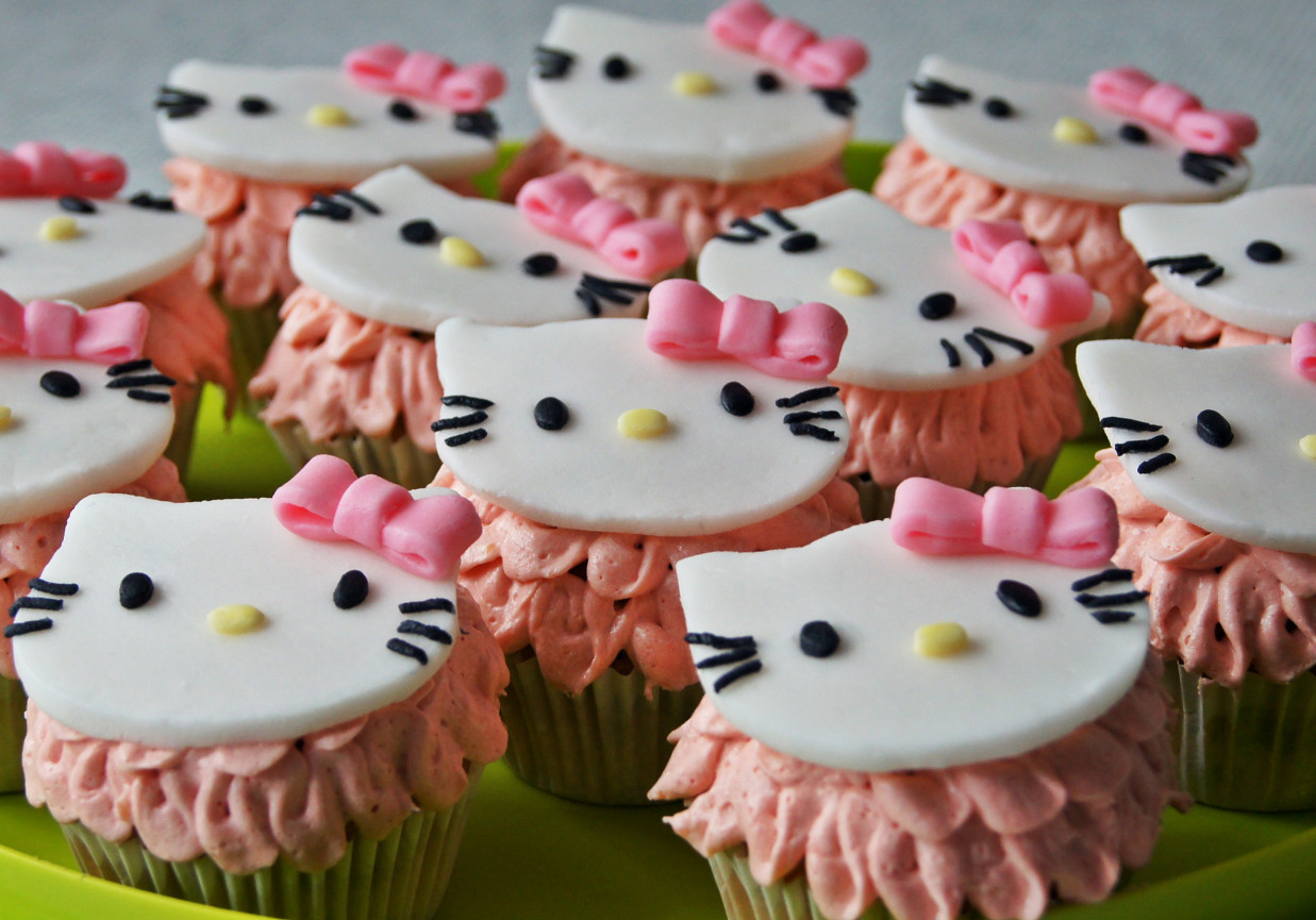 Muffinki Hello Kitty foto