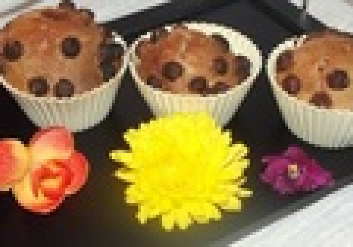 Muffinki kakaowe z kulkami czekoladowymi