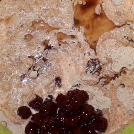 Krok 2 - Muffinki kakaowe z wiśniami foto