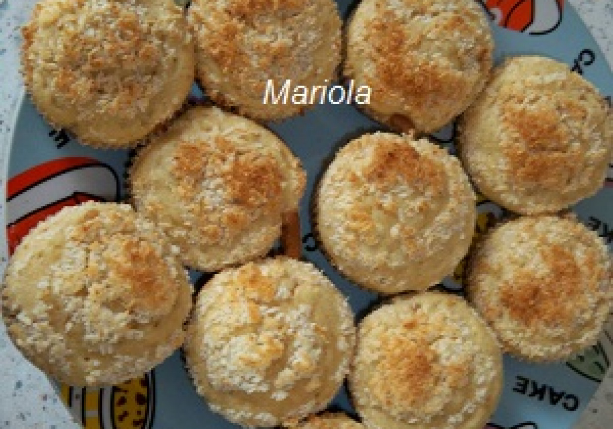Muffinki krówkowe z wiórkami kokosowymi foto