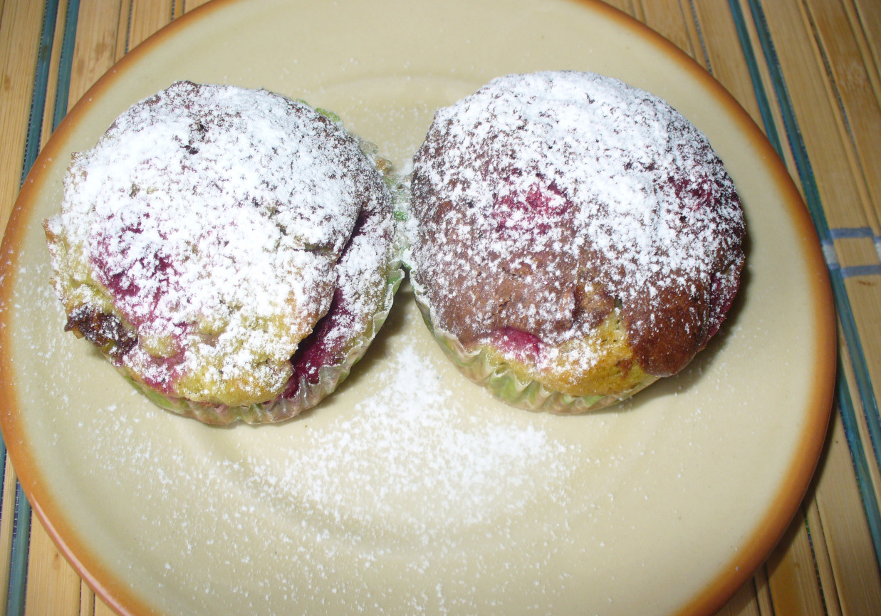Muffinki malinowo - kakaowe foto