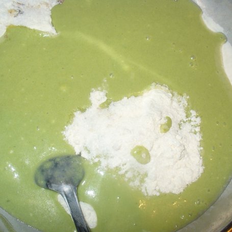 Krok 4 - Muffinki malinowo - kakaowe foto