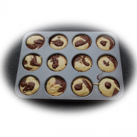 Krok 4 - Muffinki migdałowo-kakaowe foto