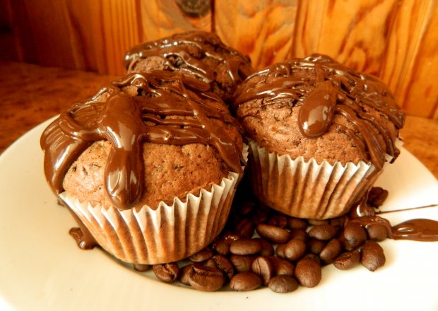 Fotografia przedstawiająca Muffinki mocno czekoladowe z nutą kawy