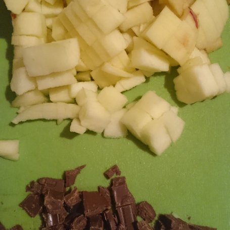 Krok 1 - Muffinki mocno jabłkowe z nutą mięty i czekoladą  foto