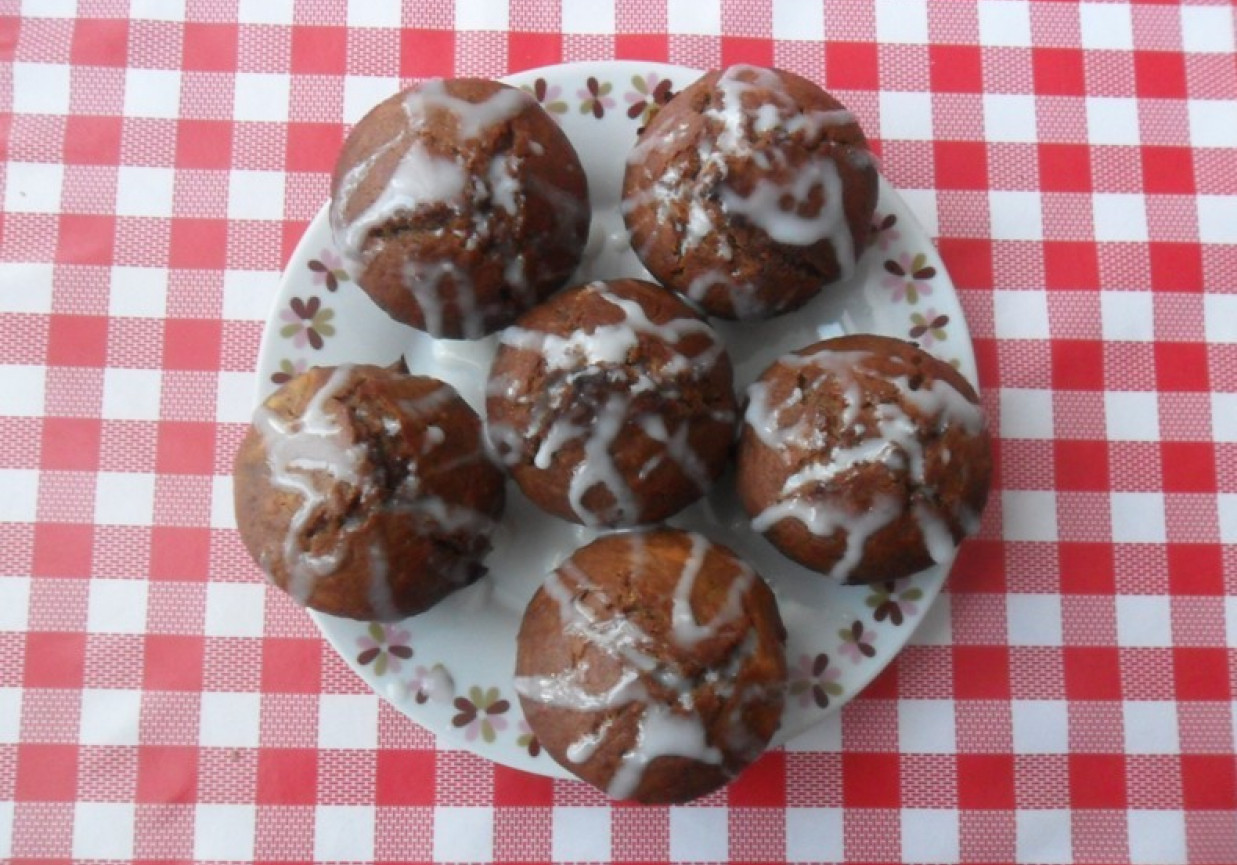 Muffinki pomarańczowo-kakaowe foto