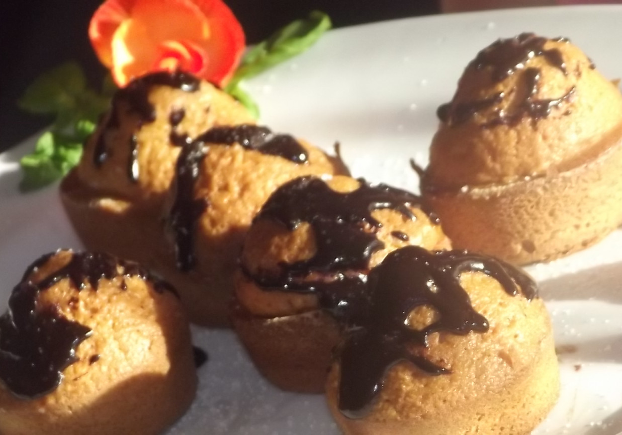 Muffinki w czekoladzie foto