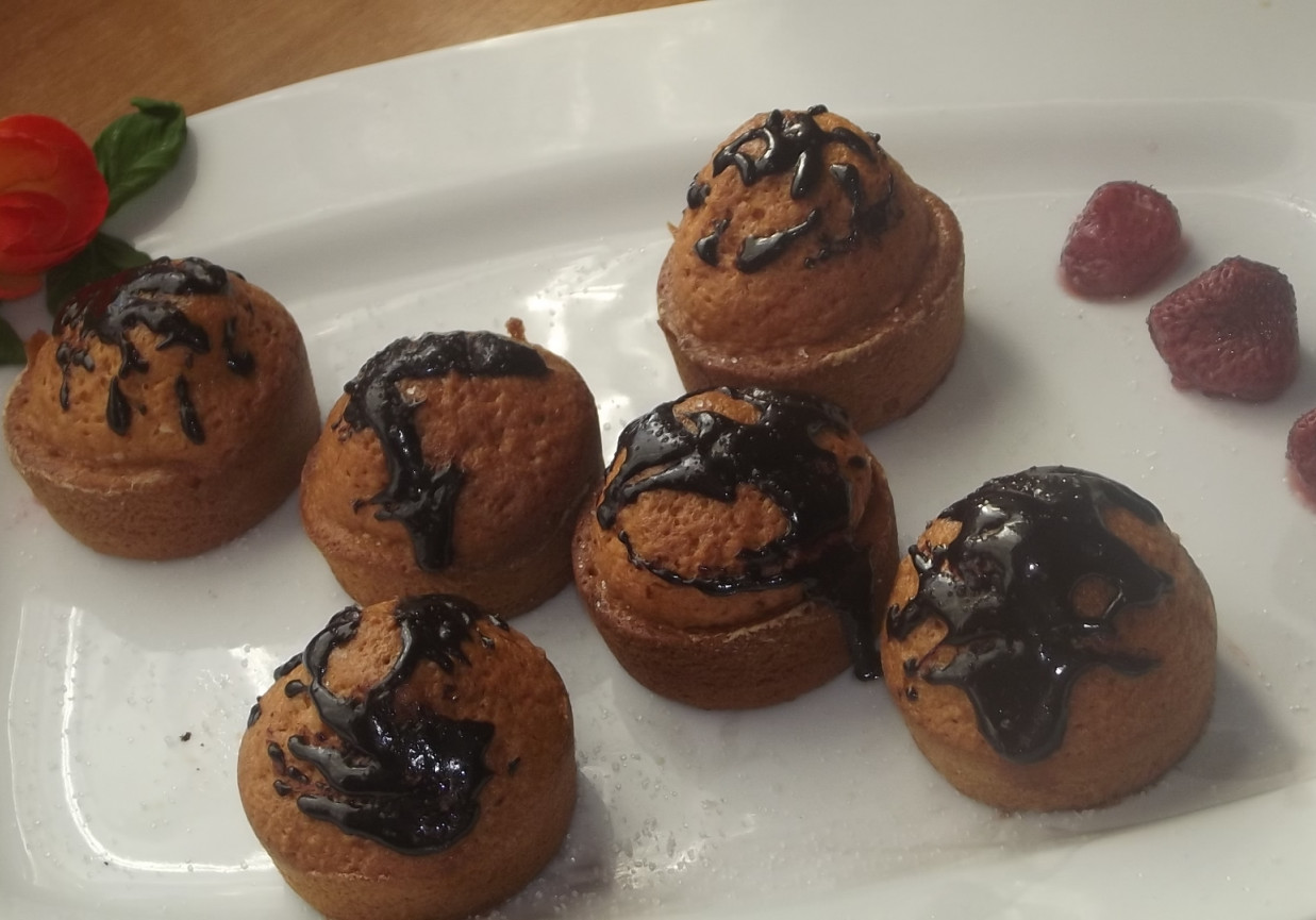 Muffinki w czekoladzie foto