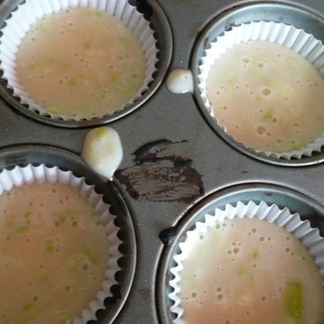 Krok 1 - Muffinki z bananem i cukinią wg elfi foto