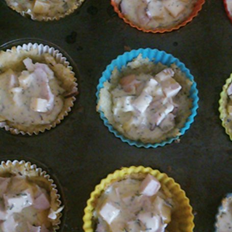 Krok 5 - Muffinki z chleba tostowego na słono foto