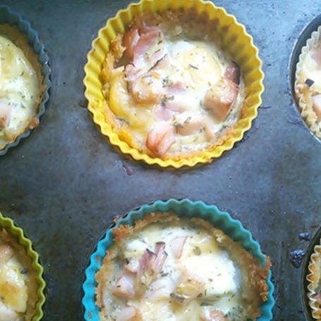 Krok 6 - Muffinki z chleba tostowego na słono foto