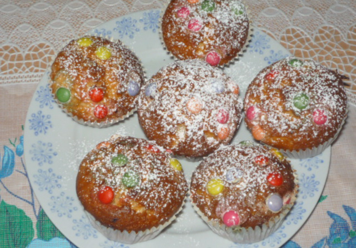 Muffinki z cukierkami foto