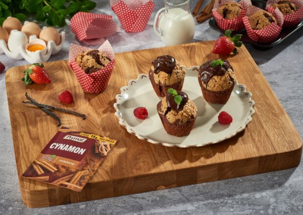 Fotografia przedstawiająca Muffinki z cynamonowym masłem orzechowym, DS XXII, odc. 39