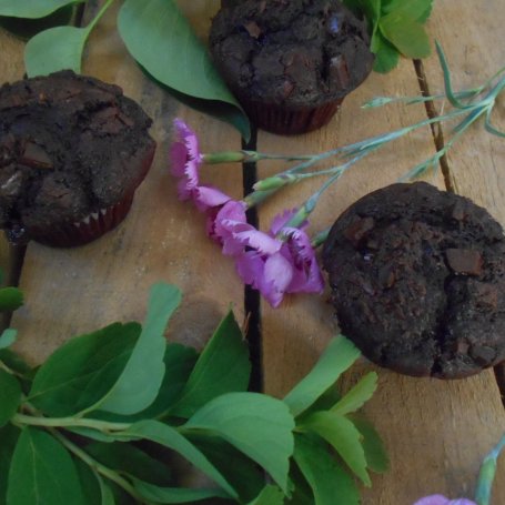 Krok 8 - Muffinki z czekoladą foto