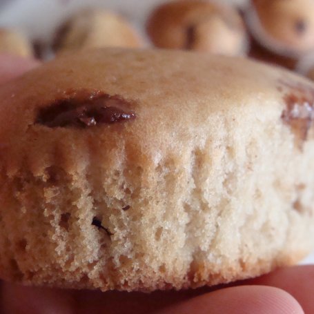 Krok 8 - muffinki z czekoladą foto