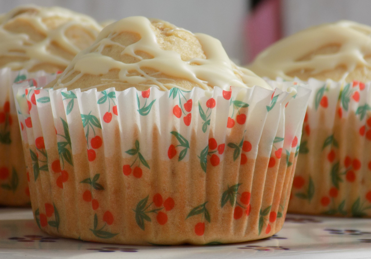 Muffinki z kawałkami czekolady foto