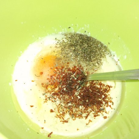 Krok 2 - Muffinki z kuskusem na wytrawnie foto