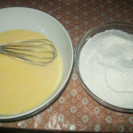 Krok 1 - Muffinki z mąki ryżowej foto