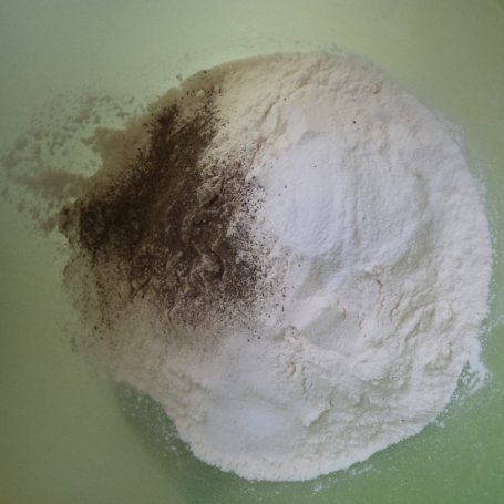 Krok 1 - Muffinki z pesto bazyliowym , Mozzarellą i słonecznikiem :) foto