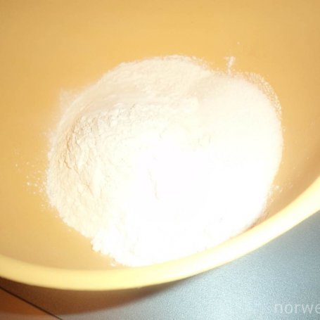 Krok 2 - Muffinki z serkiem homogenizowanym foto