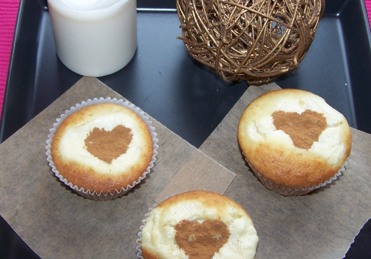 Muffinki z serkiem waniliowym, czyli szybkie smakołyki :) foto
