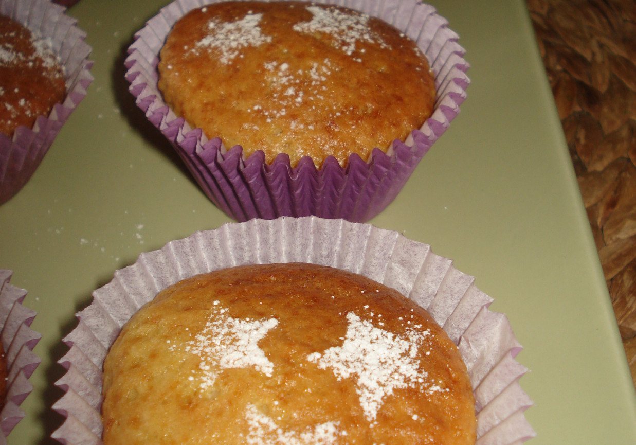 Muffinki z sokiem pomarańczowym :) foto