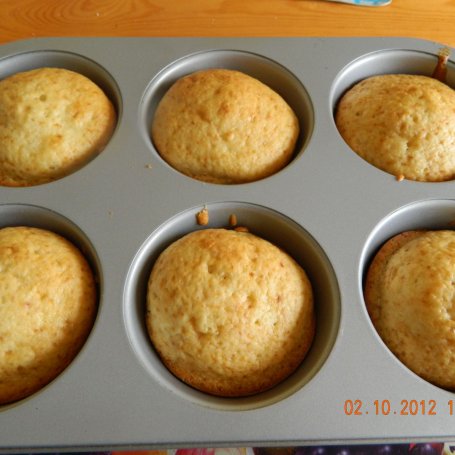 Krok 2 - Muffinki z wiśniami foto
