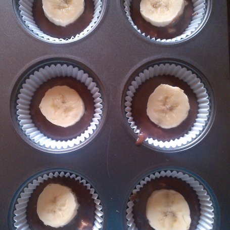 Krok 5 - muffiny bananowo-czekoladowe foto